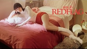 amy-lo-redflag-mv