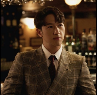 jay-fung-Me-and-the-Moon-500x500